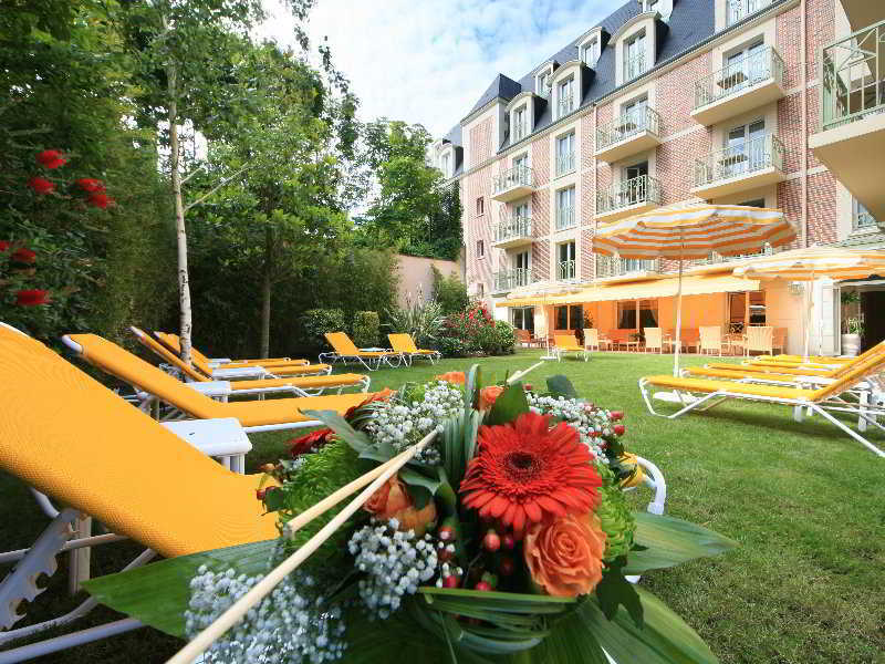 La Closerie Spa & Residence Hotel Deauville Eksteriør bilde